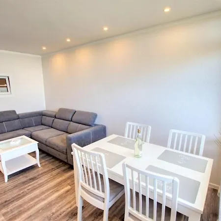 - Haus N, App 0n0701 Apartamento *